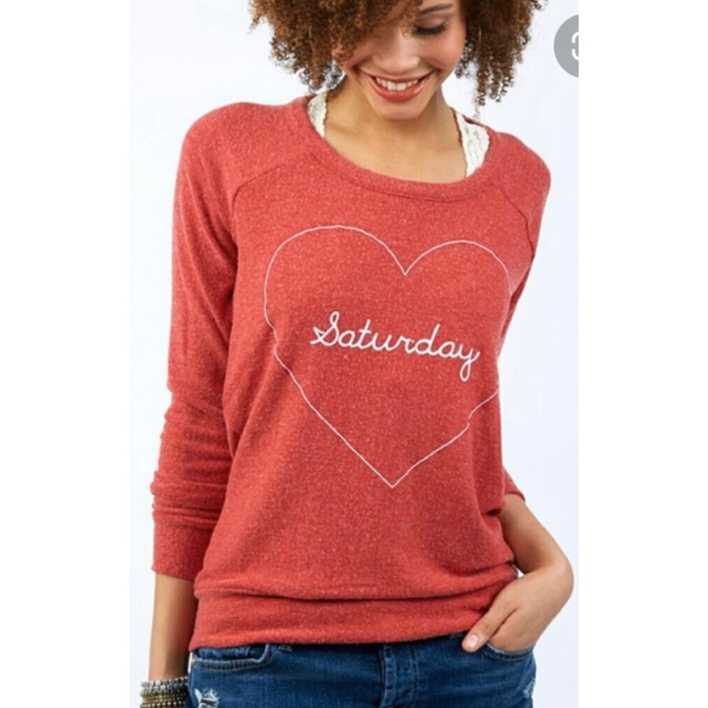 ❤️EVEREVE Chaser Saturday Open Back Pullover❤️